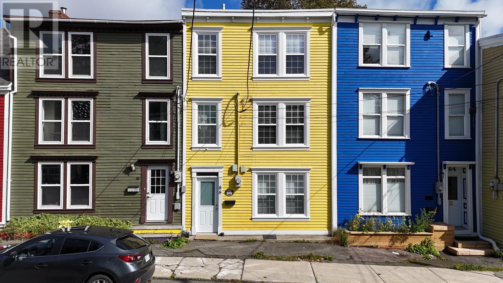 66 Colonial Street