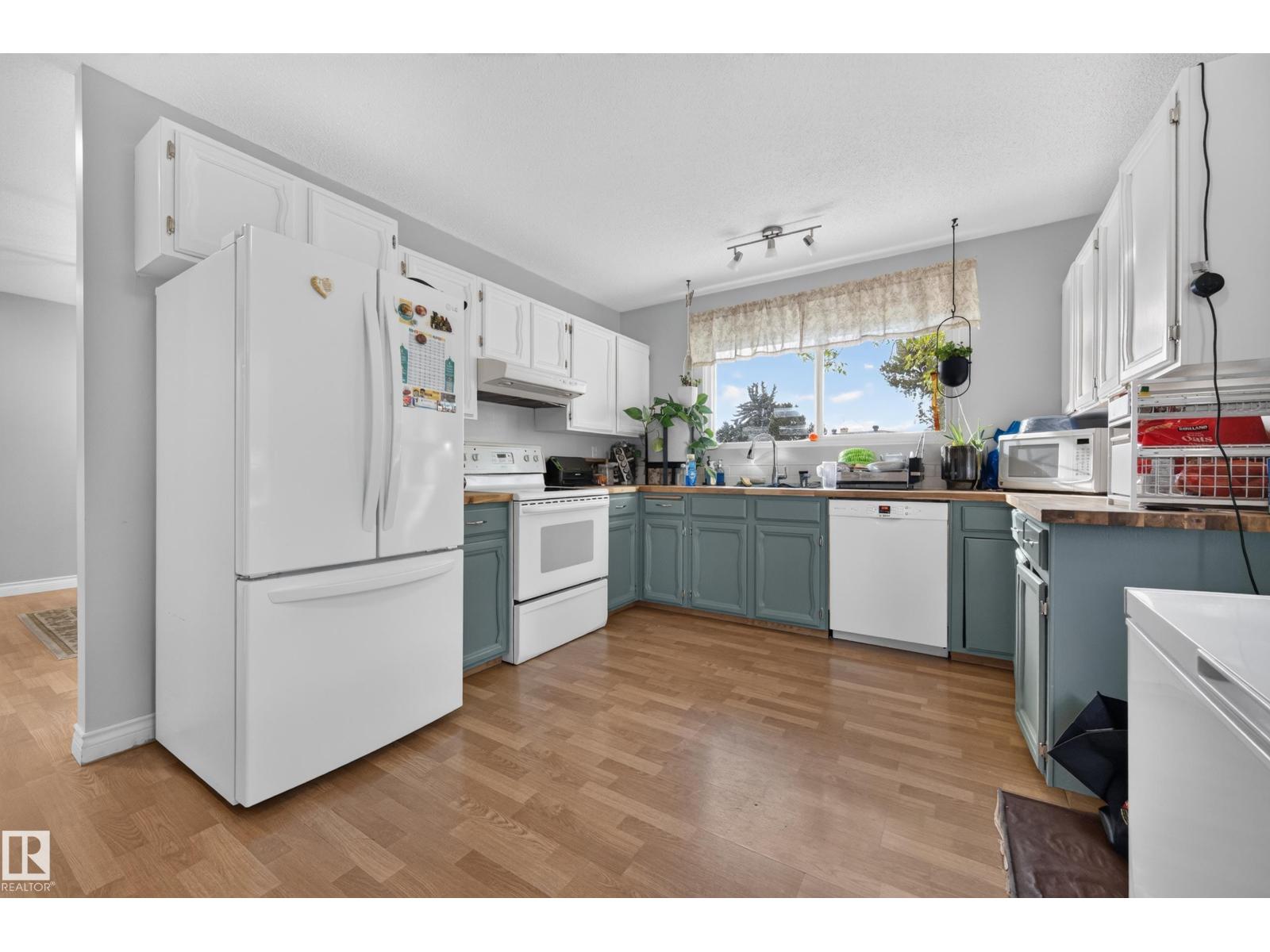 109 EVERGREEN CR
