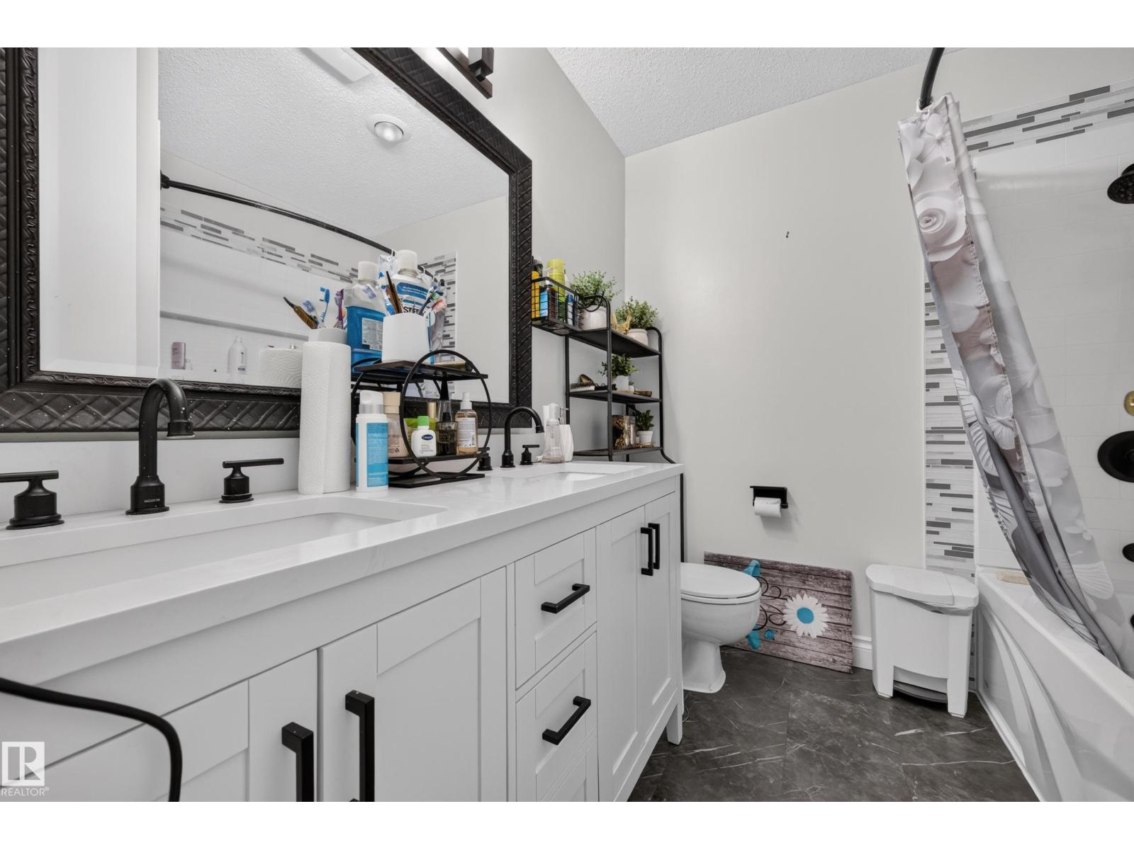 109 EVERGREEN CR