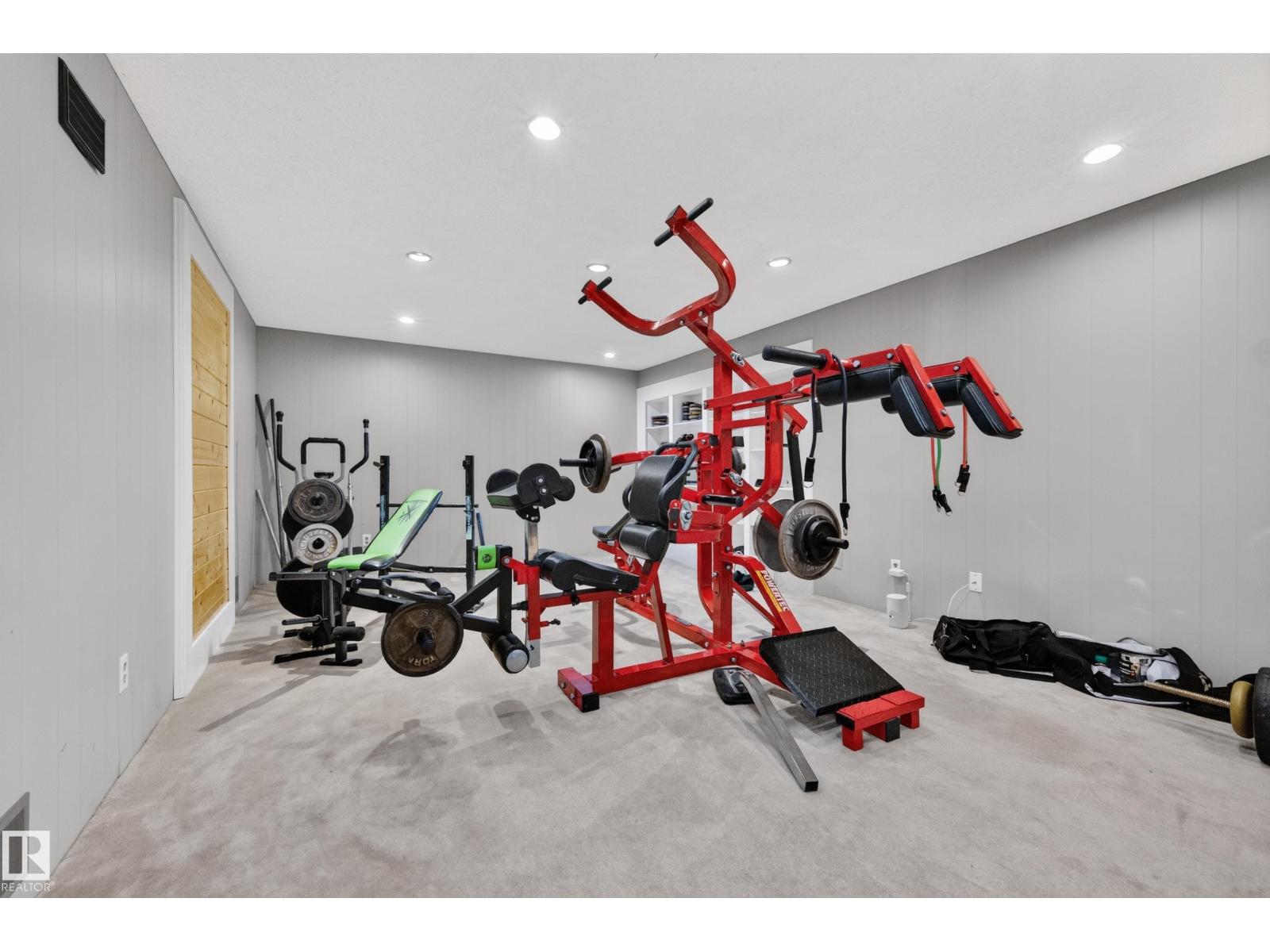 109 EVERGREEN CR