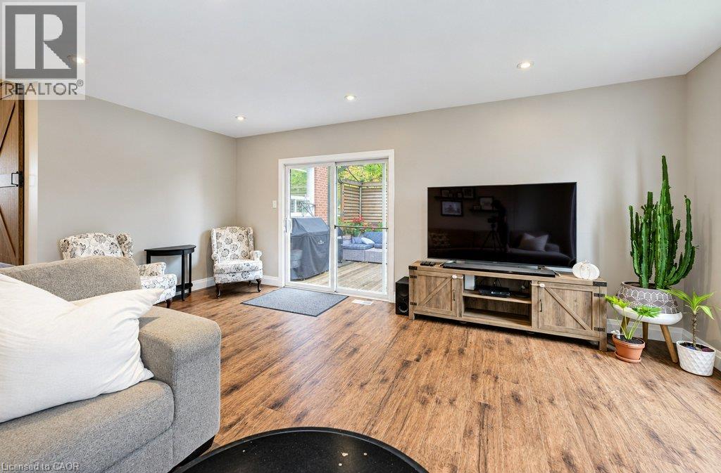 37 Margaret Avenue N, Waterloo, Ontario  N2J 3P3 - Photo 21 - 40868375
