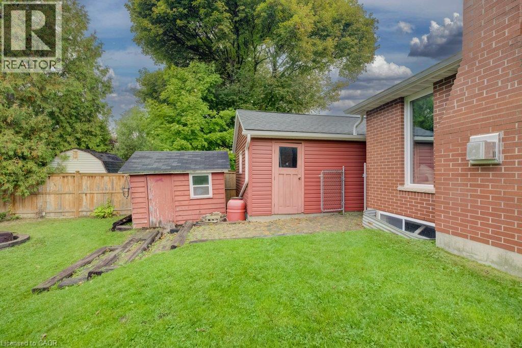 37 Margaret Avenue N, Waterloo, Ontario  N2J 3P3 - Photo 40 - 40868375