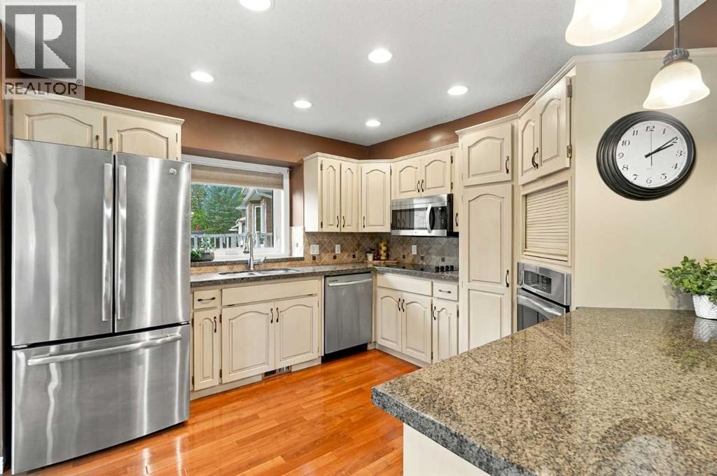 21 Mt Robson Close SE