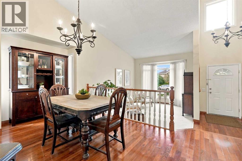 21 Mt Robson Close SE