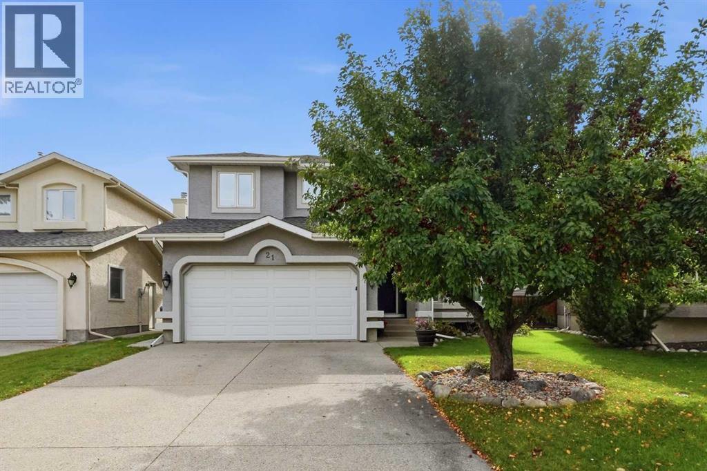 21 Mt Robson Close SE