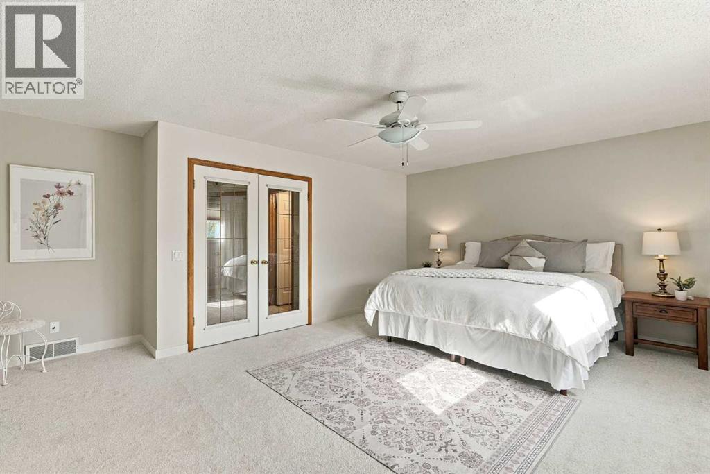 21 Mt Robson Close SE