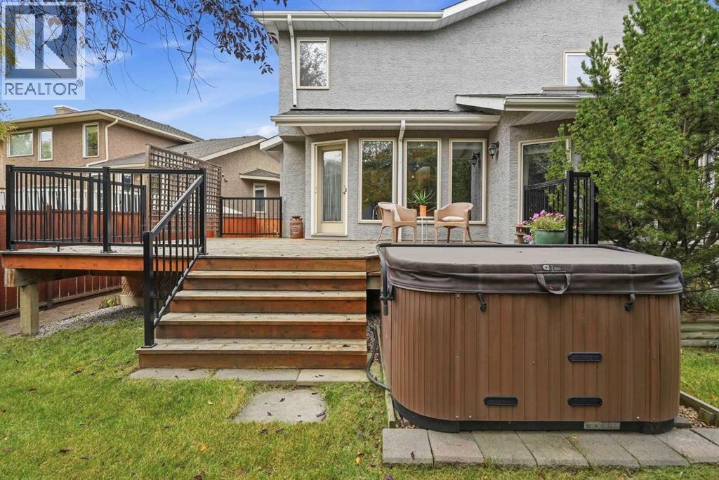 21 Mt Robson Close SE