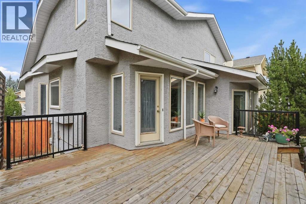 21 Mt Robson Close SE