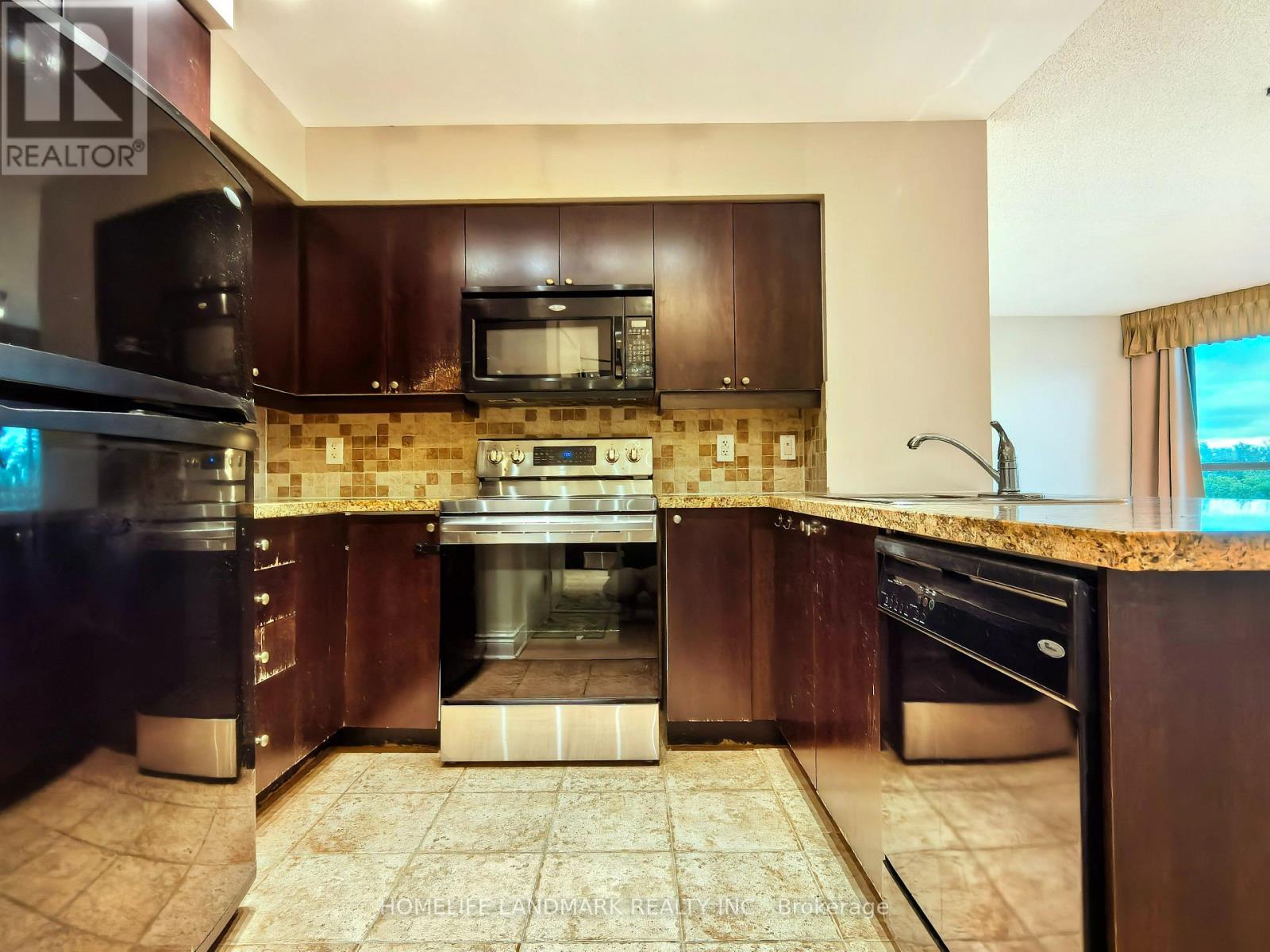 406 - 15 Greenview Avenue, Toronto, Ontario  M2M 4M7 - Photo 4 - C13852926