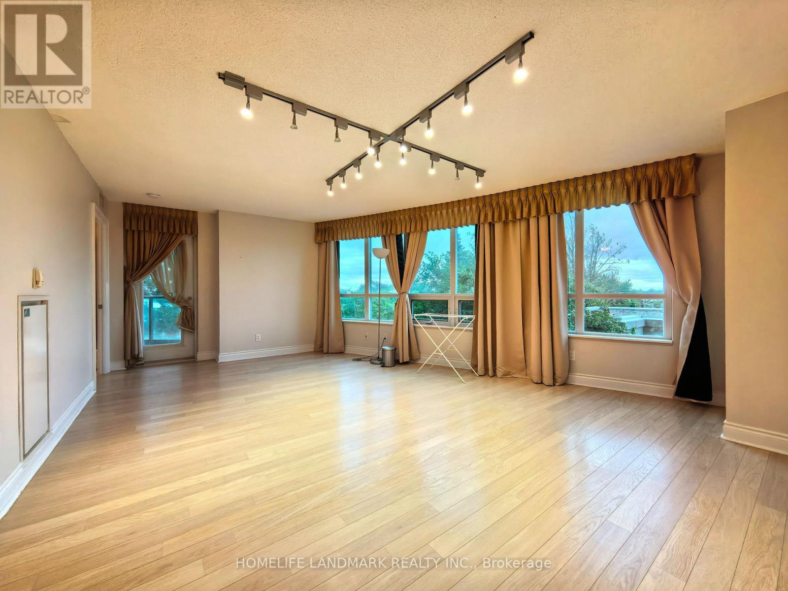 406 - 15 Greenview Avenue, Toronto, Ontario  M2M 4M7 - Photo 8 - C13852926