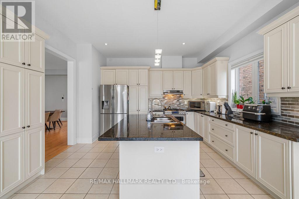 55 Marbrook Street, Richmond Hill, Ontario  L4C 0Y8 - Photo 17 - N13852932