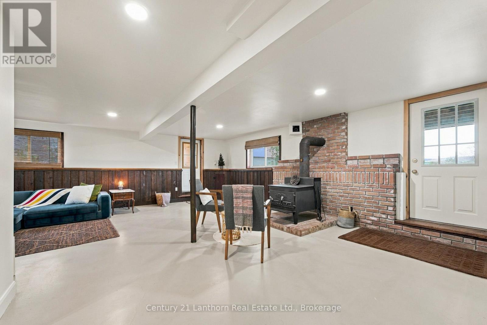212 Old Milford Road, Prince Edward County, Ontario  K0K 2T0 - Photo 27 - X13852958