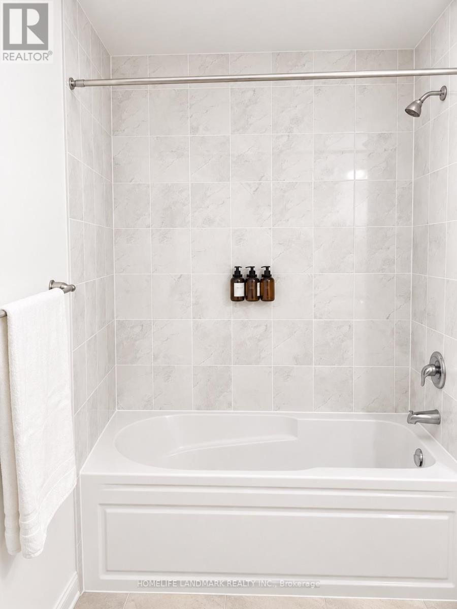 6 Sedgemoor Street, Whitby, Ontario  L1P 0M3 - Photo 12 - E13852954