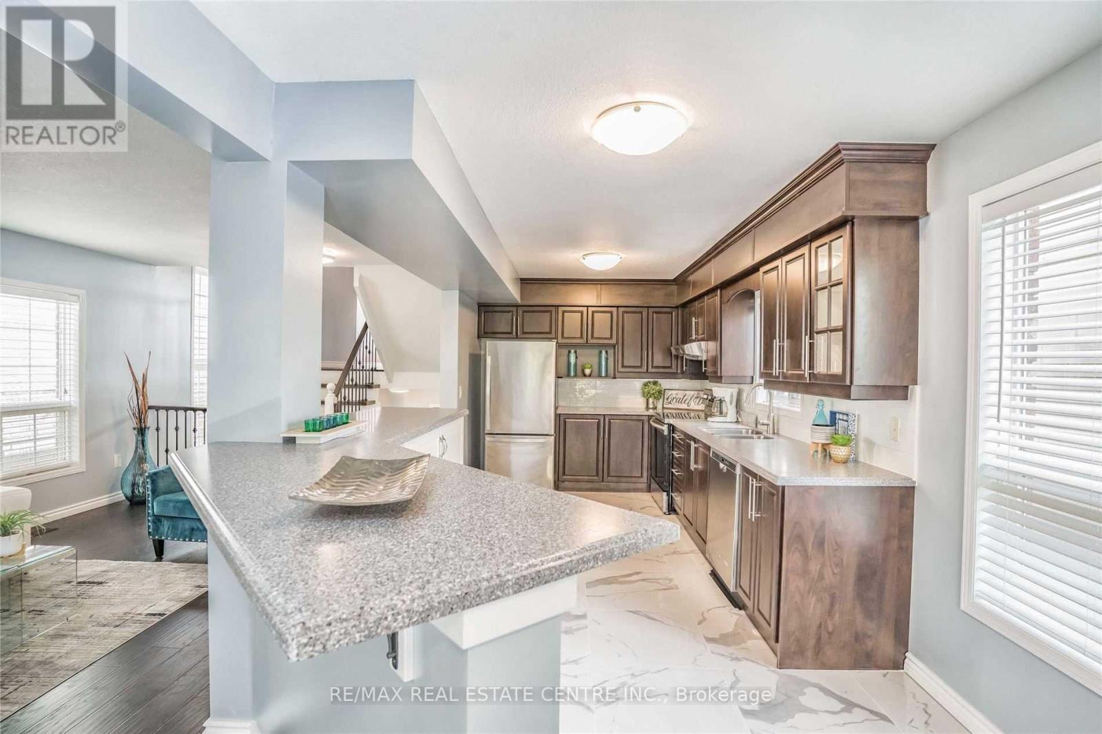 59 Porter Drive, Guelph, Ontario  N1L 1M4 - Photo 9 - X13852936