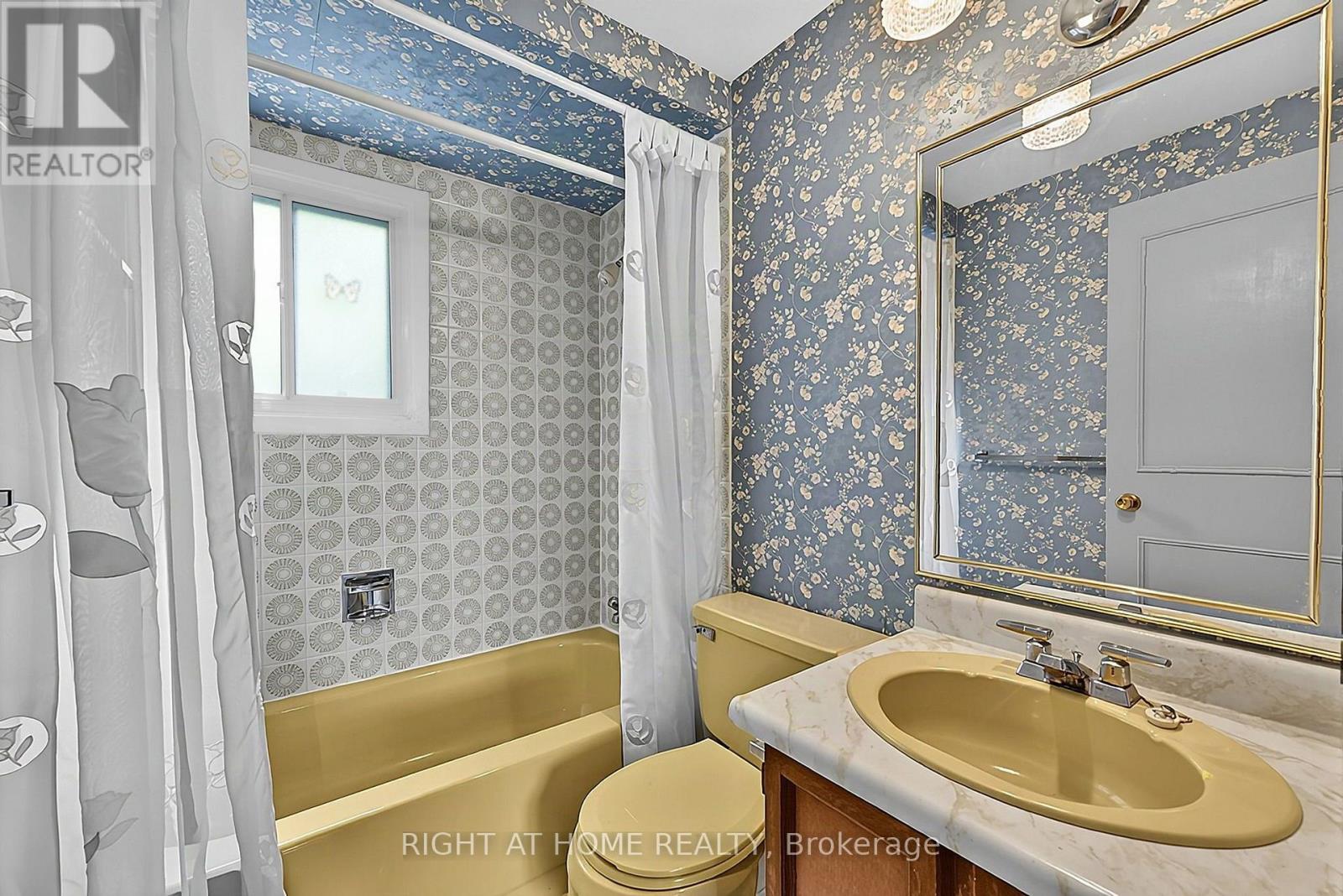 50 Mayvern Crescent, Richmond Hill, Ontario  L4C 5J4 - Photo 20 - N13845896