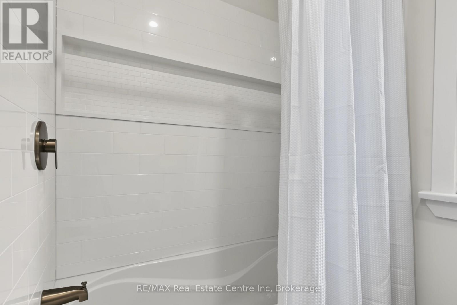 223 Margaret Avenue, Kitchener, Ontario N2H 4J1 - Photo 13 - X13852960