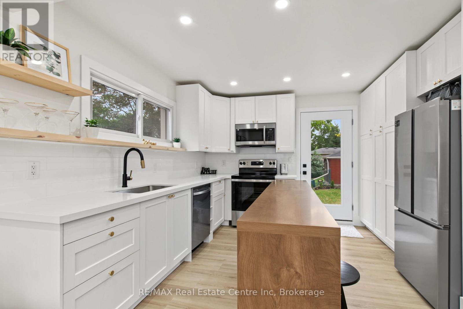 223 Margaret Avenue, Kitchener, Ontario N2H 4J1 - Photo 11 - X13852960