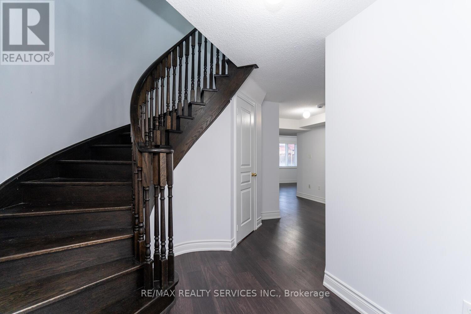 5452 Meadowcrest Avenue, Mississauga, Ontario  L5M 0N1 - Photo 35 - W13852964