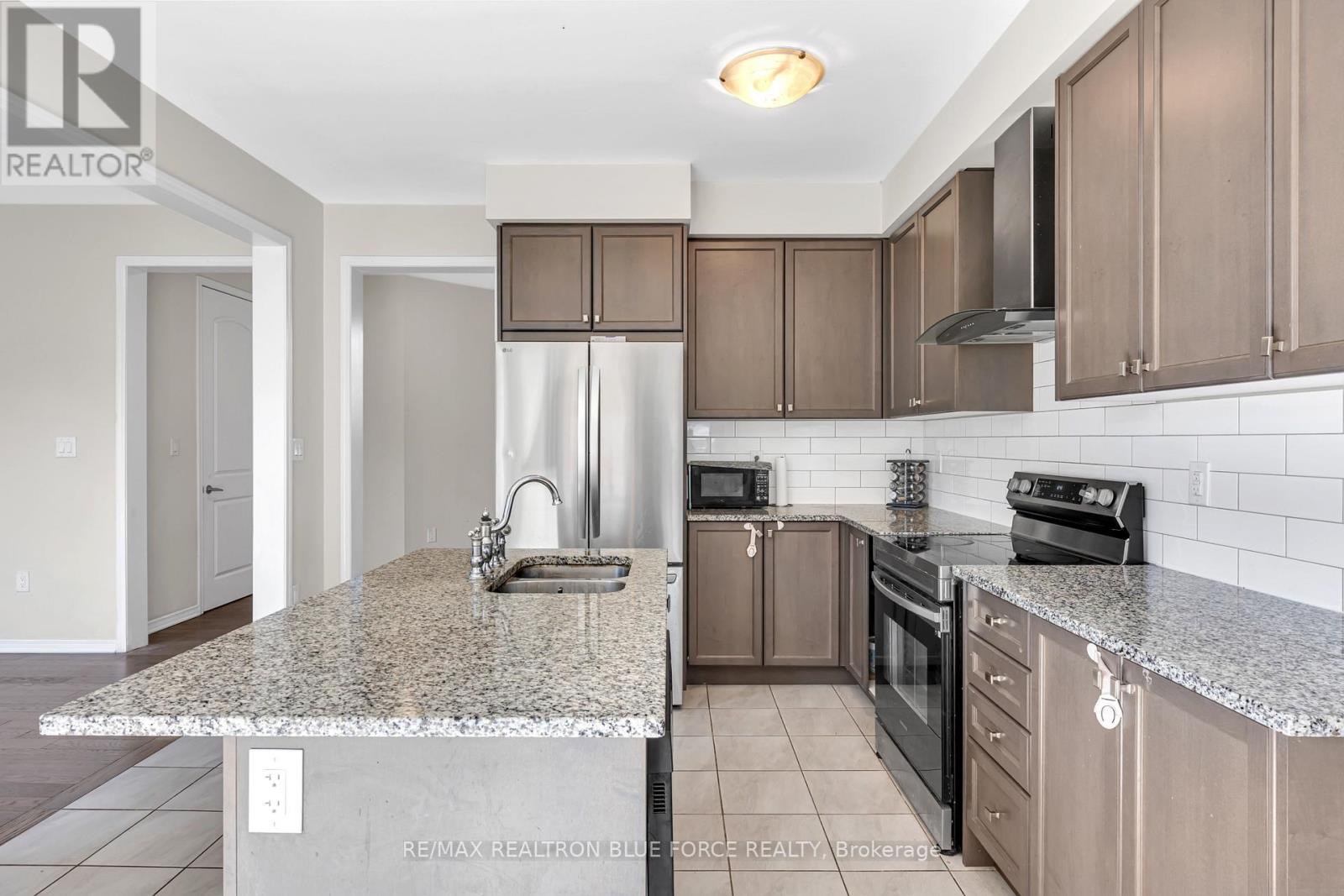 43 July Avenue, Hamilton, Ontario  L8J 0M4 - Photo 13 - X13852956
