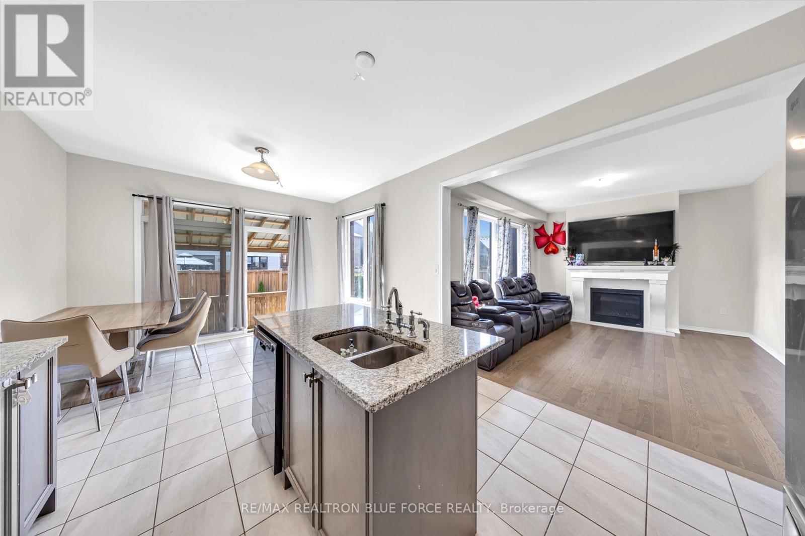 43 July Avenue, Hamilton, Ontario  L8J 0M4 - Photo 14 - X13852956