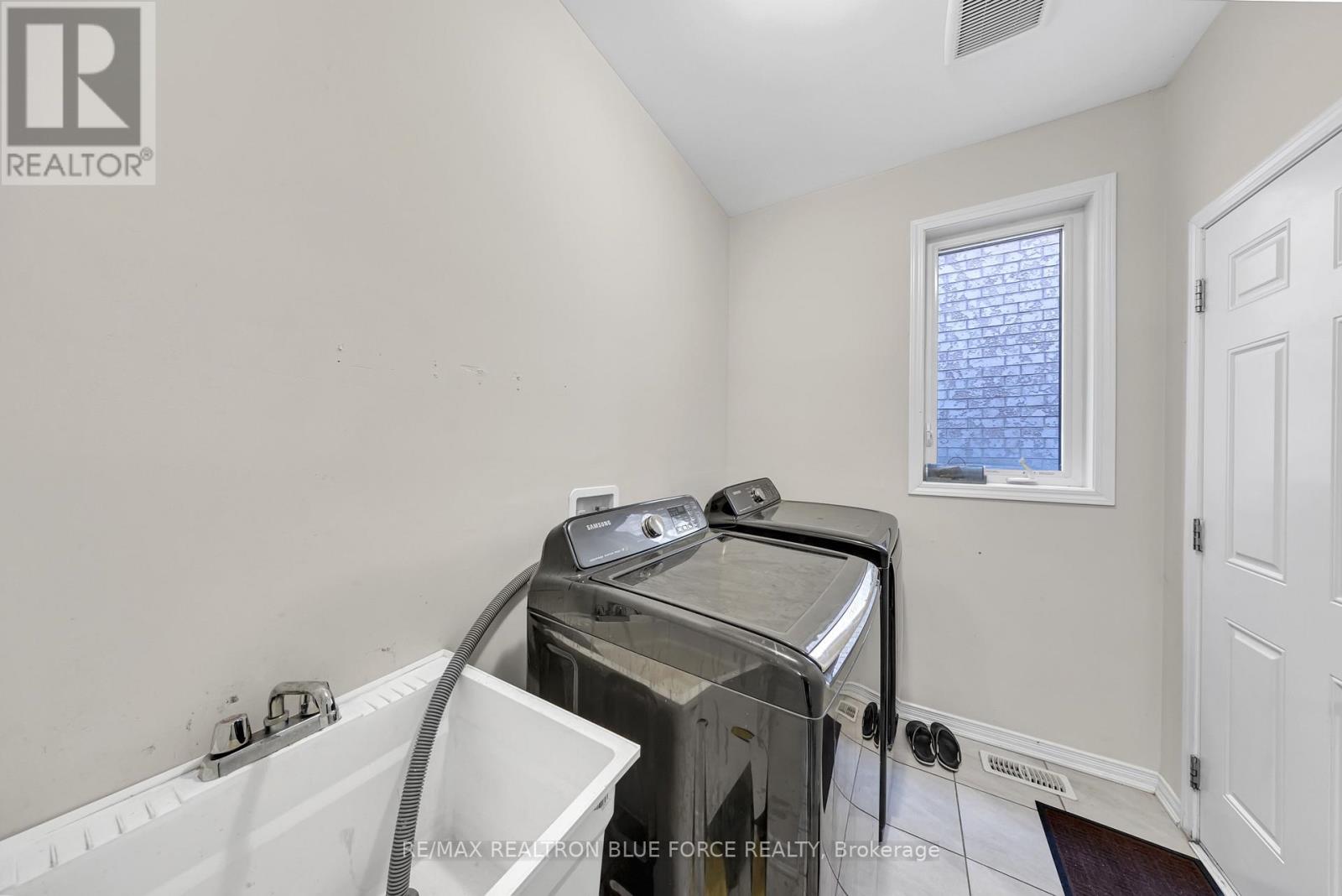 43 July Avenue, Hamilton, Ontario  L8J 0M4 - Photo 16 - X13852956