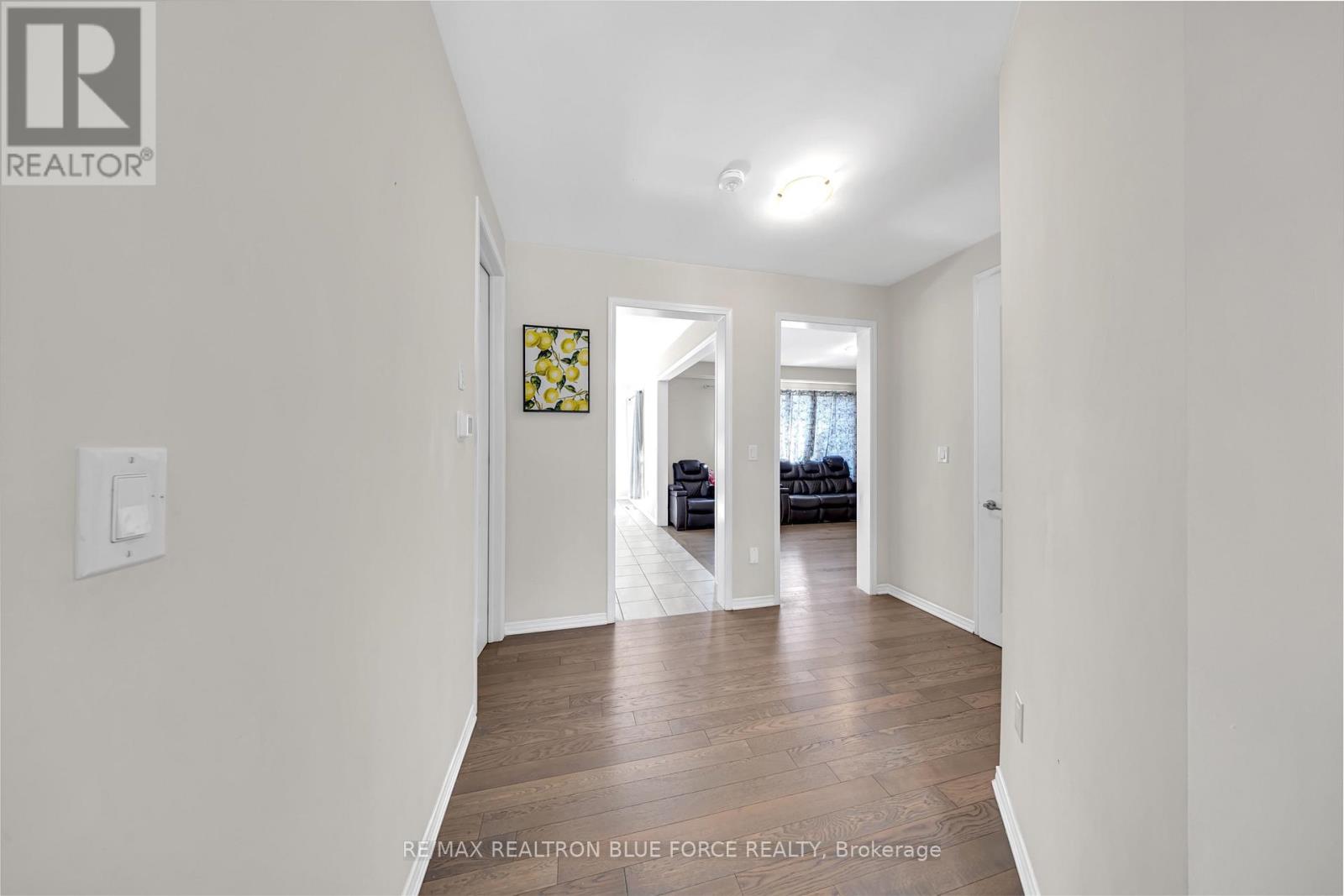 43 July Avenue, Hamilton, Ontario  L8J 0M4 - Photo 7 - X13852956
