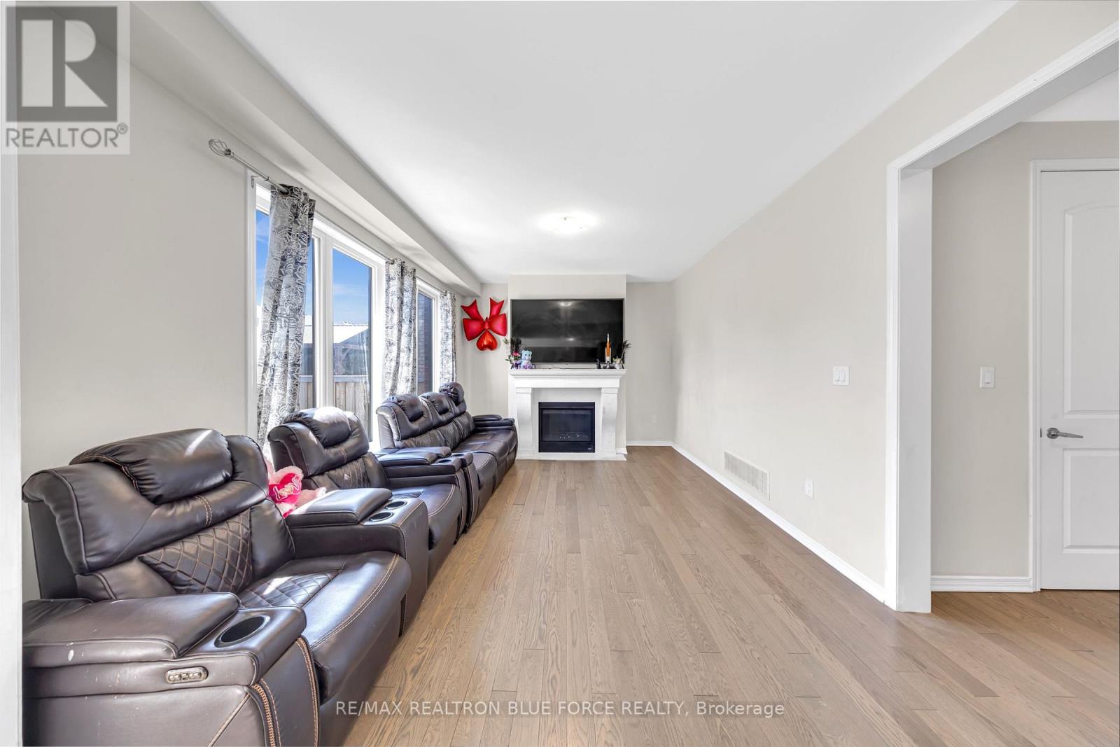 43 July Avenue, Hamilton, Ontario  L8J 0M4 - Photo 8 - X13852956