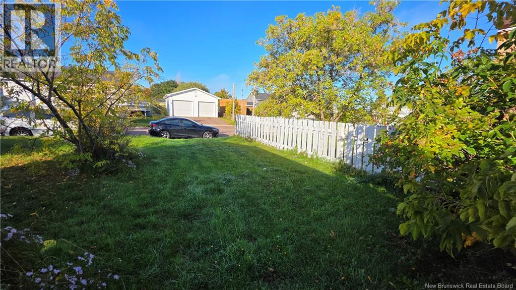 98 Lefurgey, Moncton, New Brunswick  E1C 7G6 - Photo 20 - NB148622