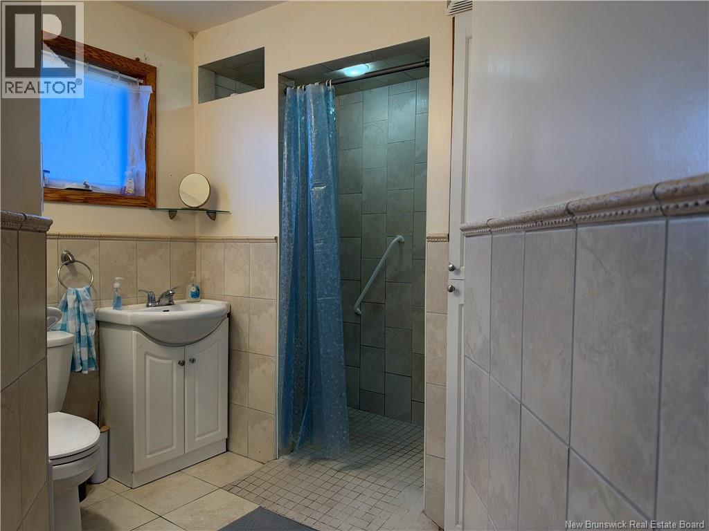 98 Lefurgey, Moncton, New Brunswick  E1C 7G6 - Photo 8 - NB148622