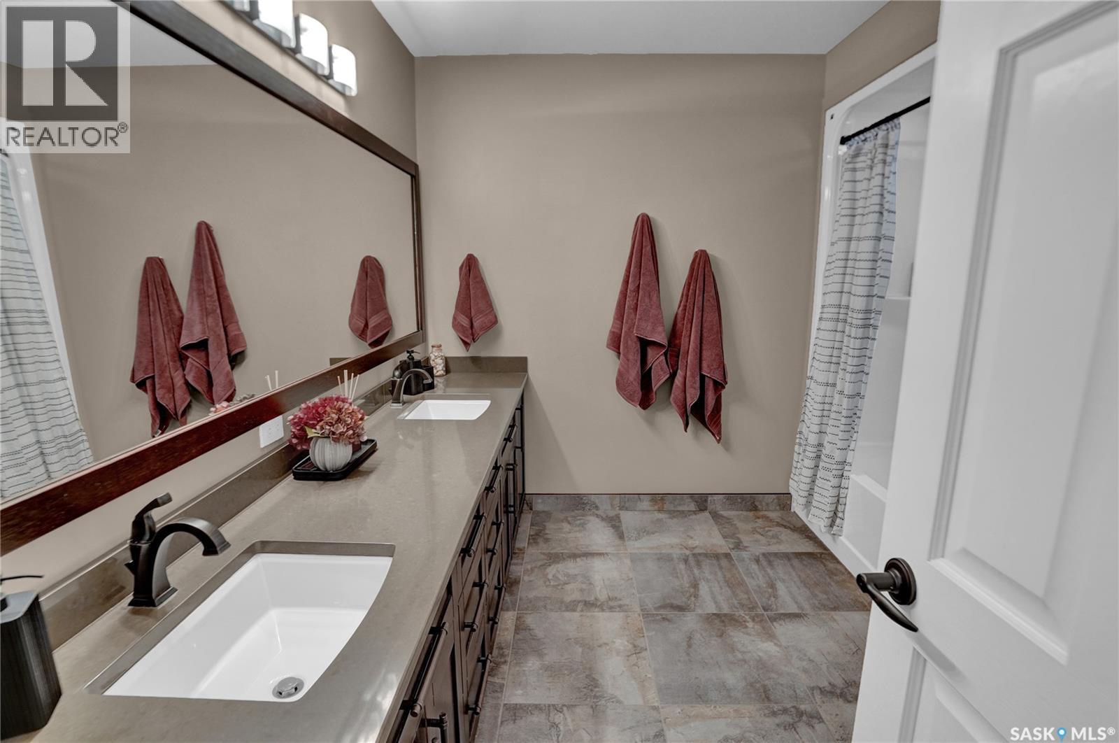 203 North Shore Drive, North Grove, Saskatchewan  S0G 1P0 - Photo 47 - SK050013