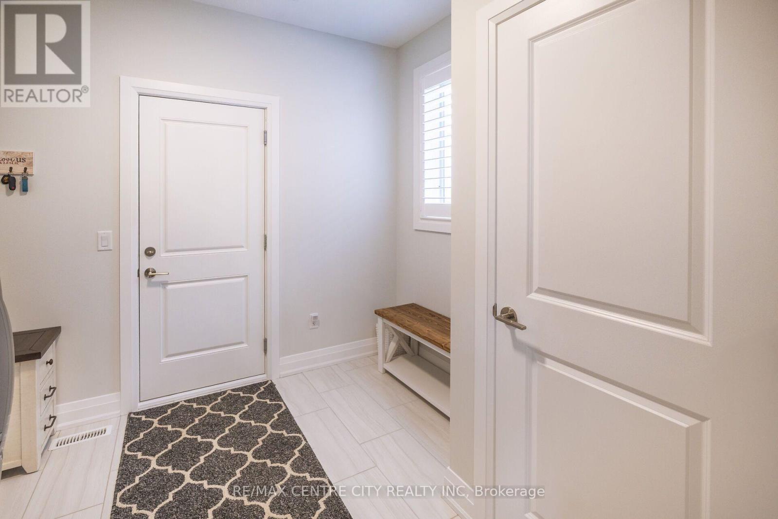 2181 Lockwood Crescent, Strathroy-Caradoc, Ontario  N0L 1W0 - Photo 35 - X13853096