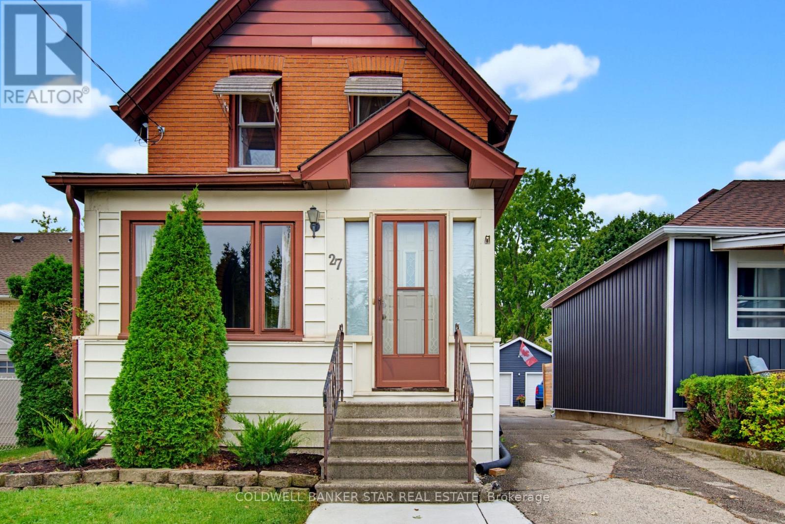 27 Fourth Avenue, St. Thomas, Ontario  N5R 4H1 - Photo 3 - X13853238