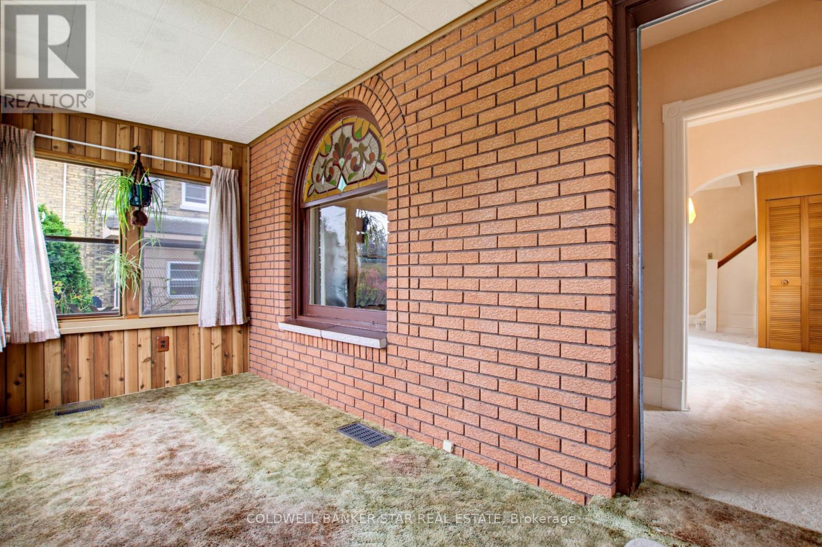 27 Fourth Avenue, St. Thomas, Ontario  N5R 4H1 - Photo 5 - X13853238