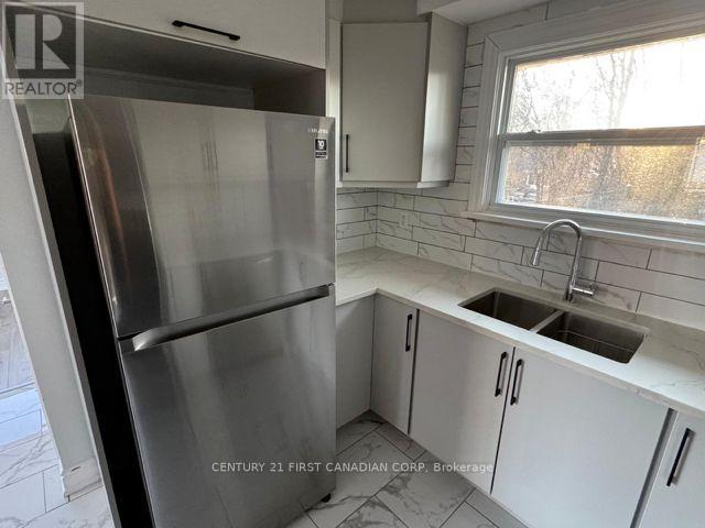 Upper Level - 31 Thorncrest Crescent, London South, Ontario  N6J 1K4 - Photo 4 - X13853274