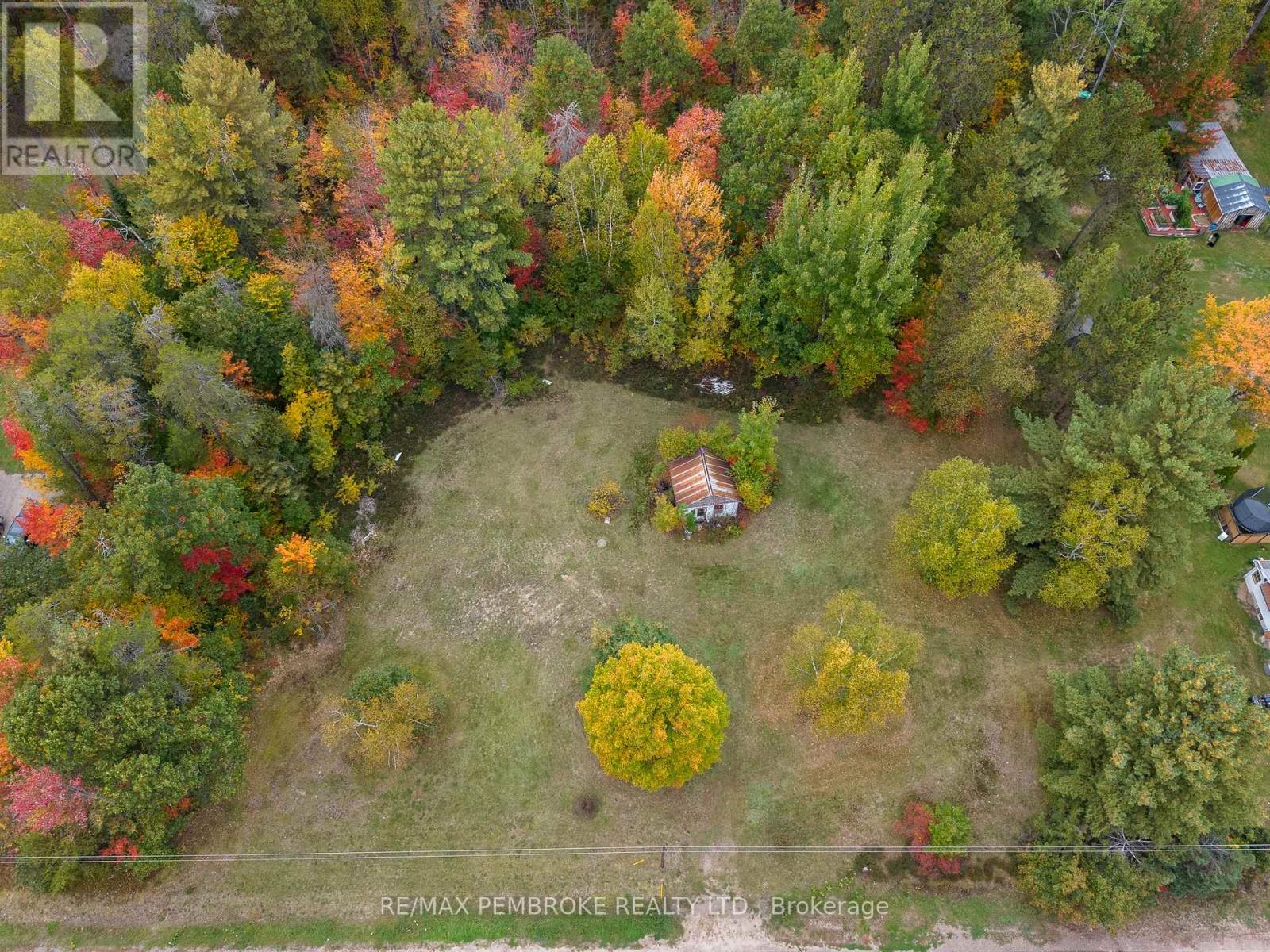 78 Black Bay Road, Petawawa, Ontario  K8H 2W8 - Photo 1 - X13853282