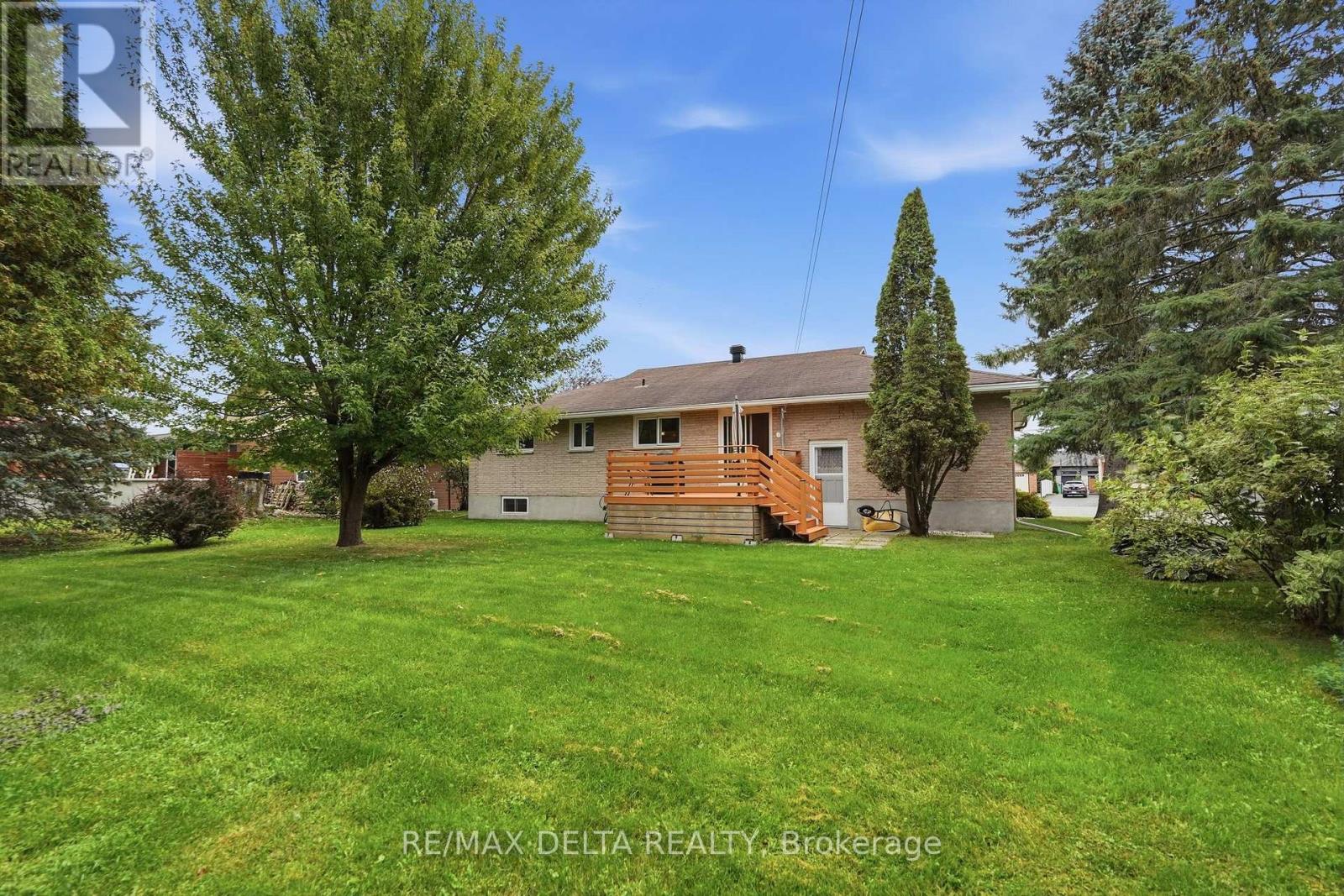 6 Place Madeleine Street, The Nation, Ontario  K0C 2B0 - Photo 27 - X13853070