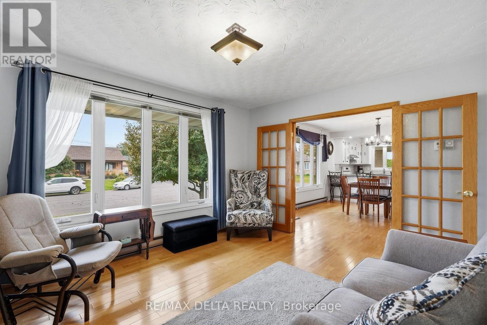 6 Place Madeleine Street, The Nation, Ontario  K0C 2B0 - Photo 6 - X13853070
