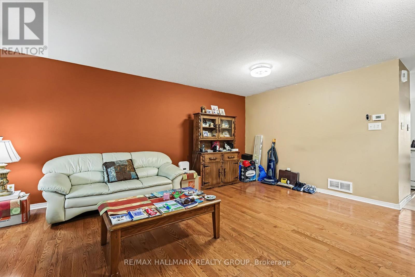 118 Hollowbrook Drive, Ottawa, Ontario  K2J 5N8 - Photo 4 - X13853104