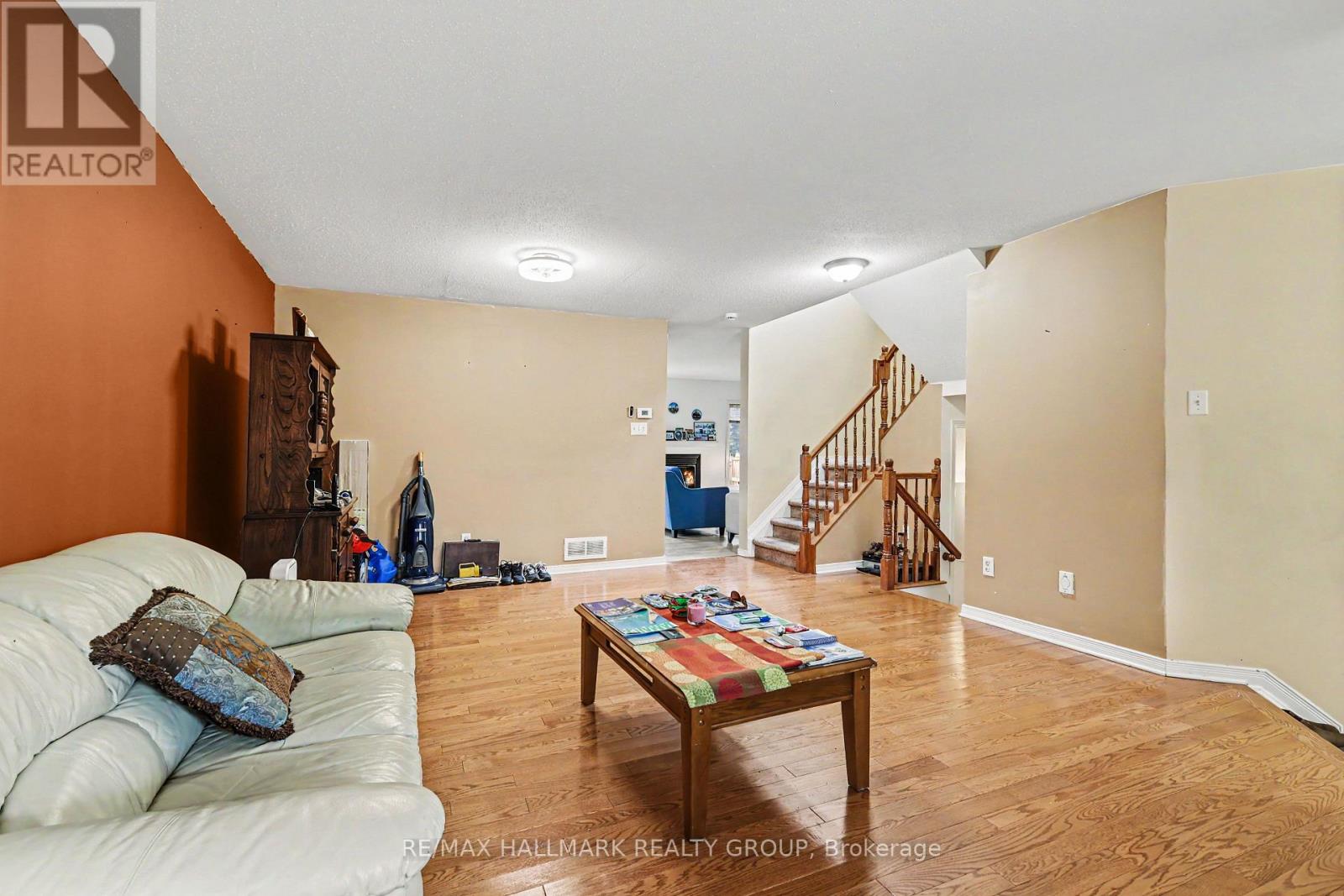 118 Hollowbrook Drive, Ottawa, Ontario  K2J 5N8 - Photo 5 - X13853104