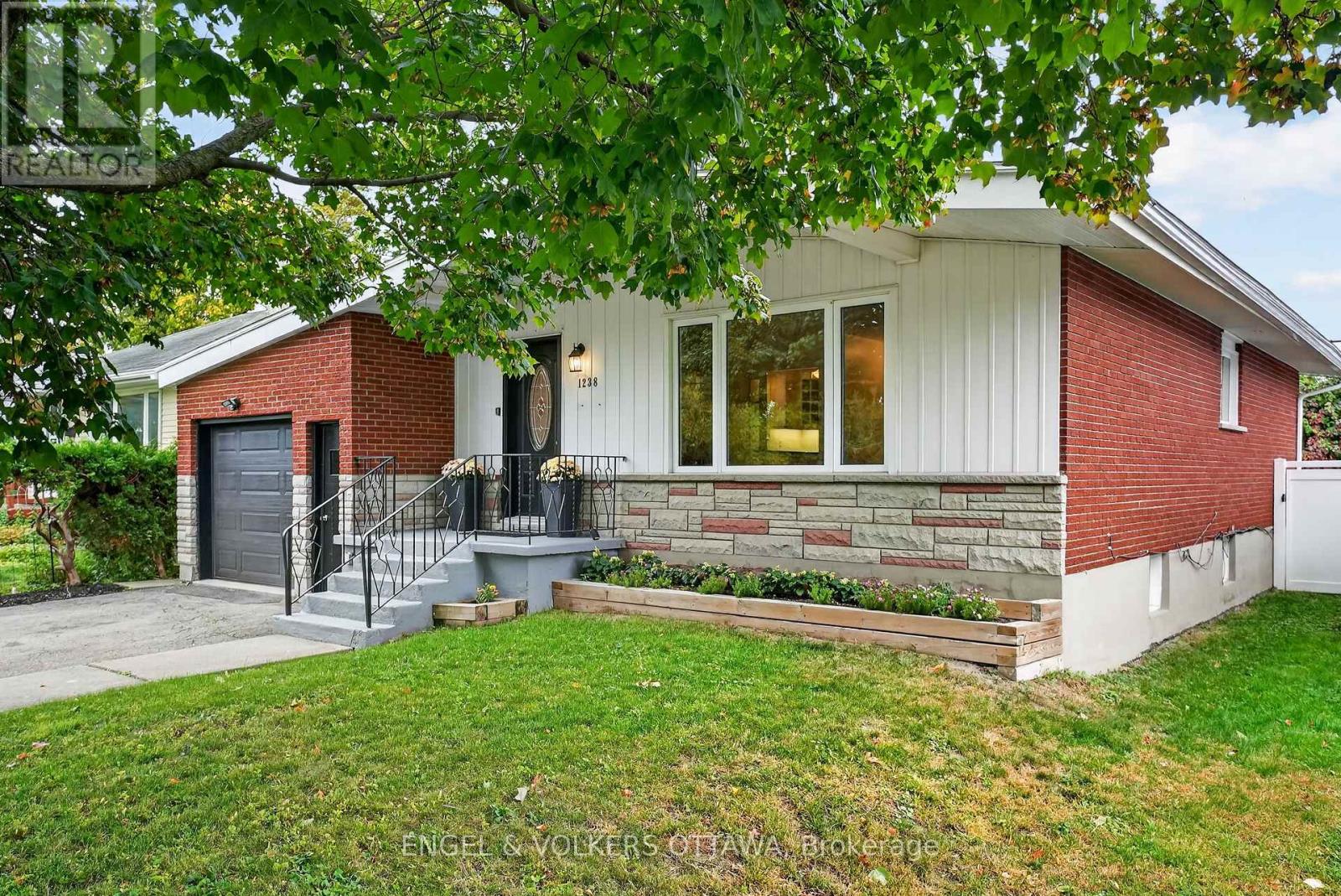 1238 St. Paul Avenue, Ottawa, Ontario  K1V 6V9 - Photo 3 - X13853278