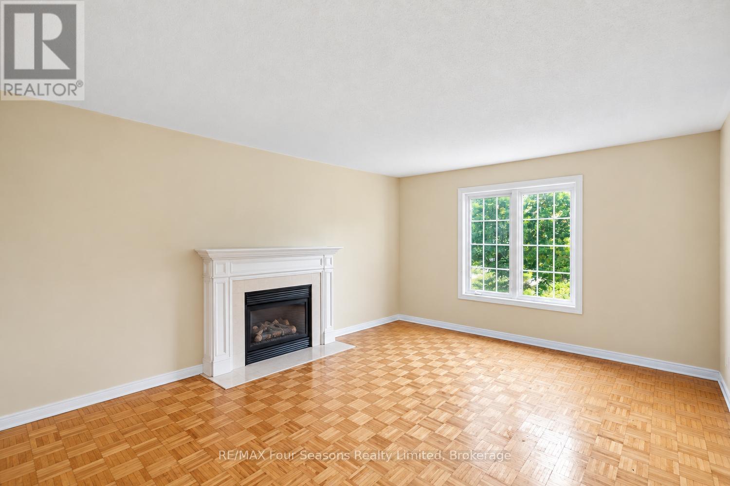 267 Spruce Street, Clearview, Ontario L0M 1S0 - Photo 6 - S13845490