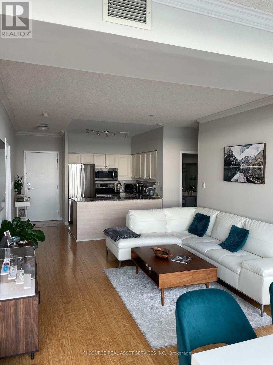 2019 - 230 Queens Quay W, Toronto, Ontario  M5J 2Y7 - Photo 20 - C13853076