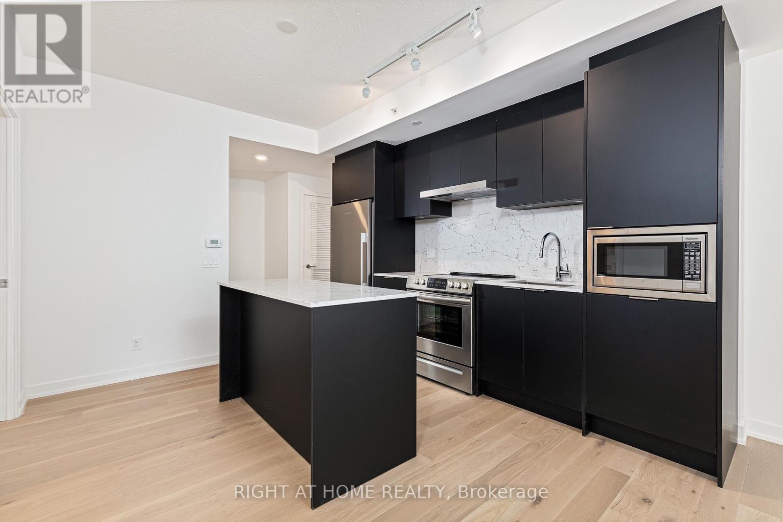 315 - 25 Richmond Street E, Toronto, Ontario  M5C 0A6 - Photo 11 - C13853078