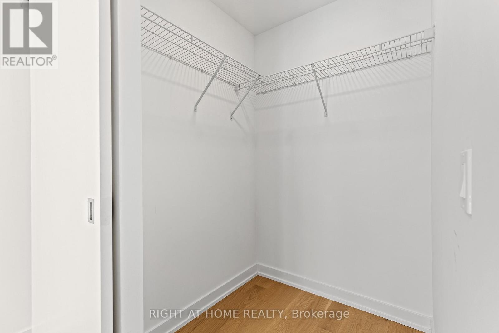 315 - 25 Richmond Street E, Toronto, Ontario  M5C 0A6 - Photo 19 - C13853078