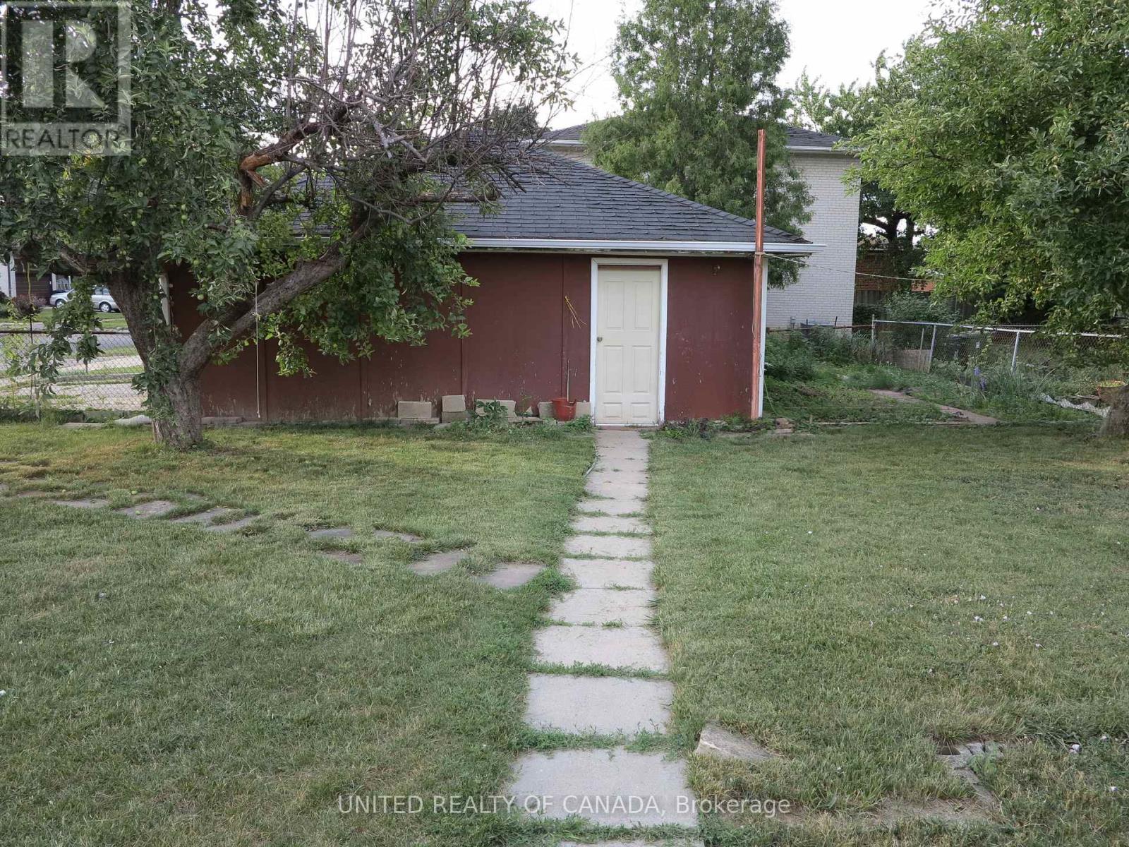 456 Drewry Avenue, Toronto, Ontario  M2R 2K7 - Photo 3 - C13853110