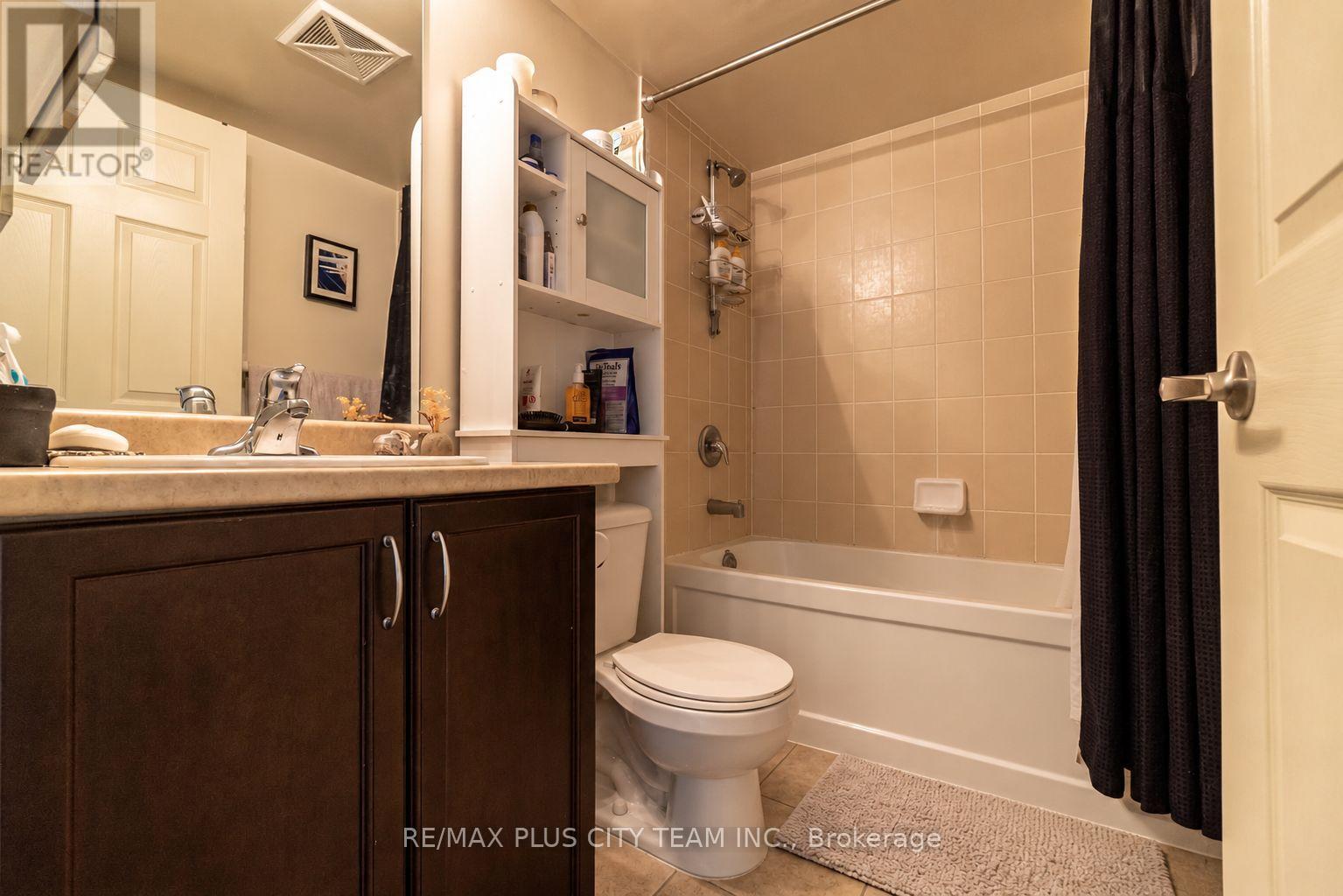 1103 - 19 Grand Trunk Crescent, Toronto, Ontario  M5J 3A3 - Photo 10 - C13853226
