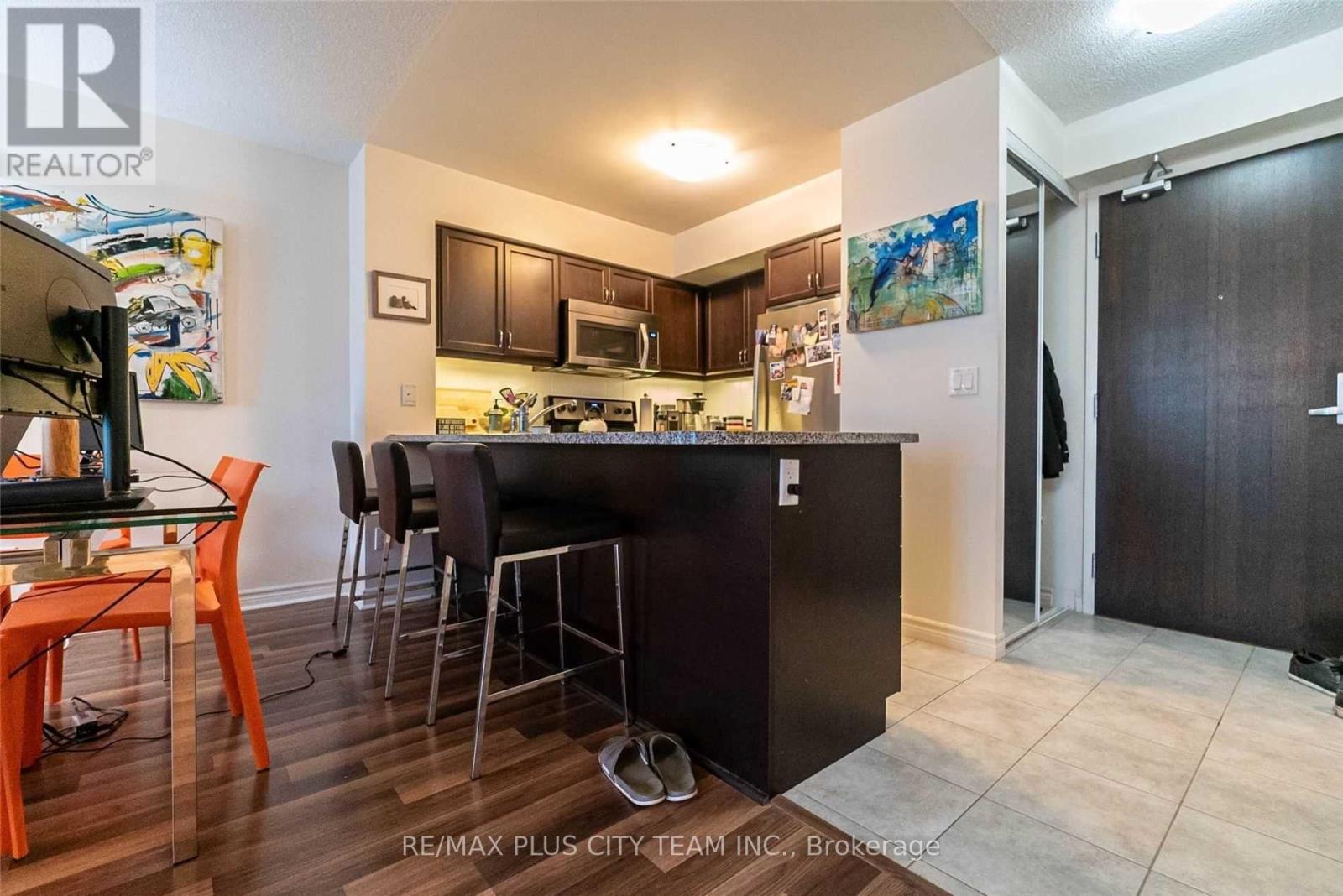 1103 - 19 Grand Trunk Crescent, Toronto, Ontario  M5J 3A3 - Photo 6 - C13853226
