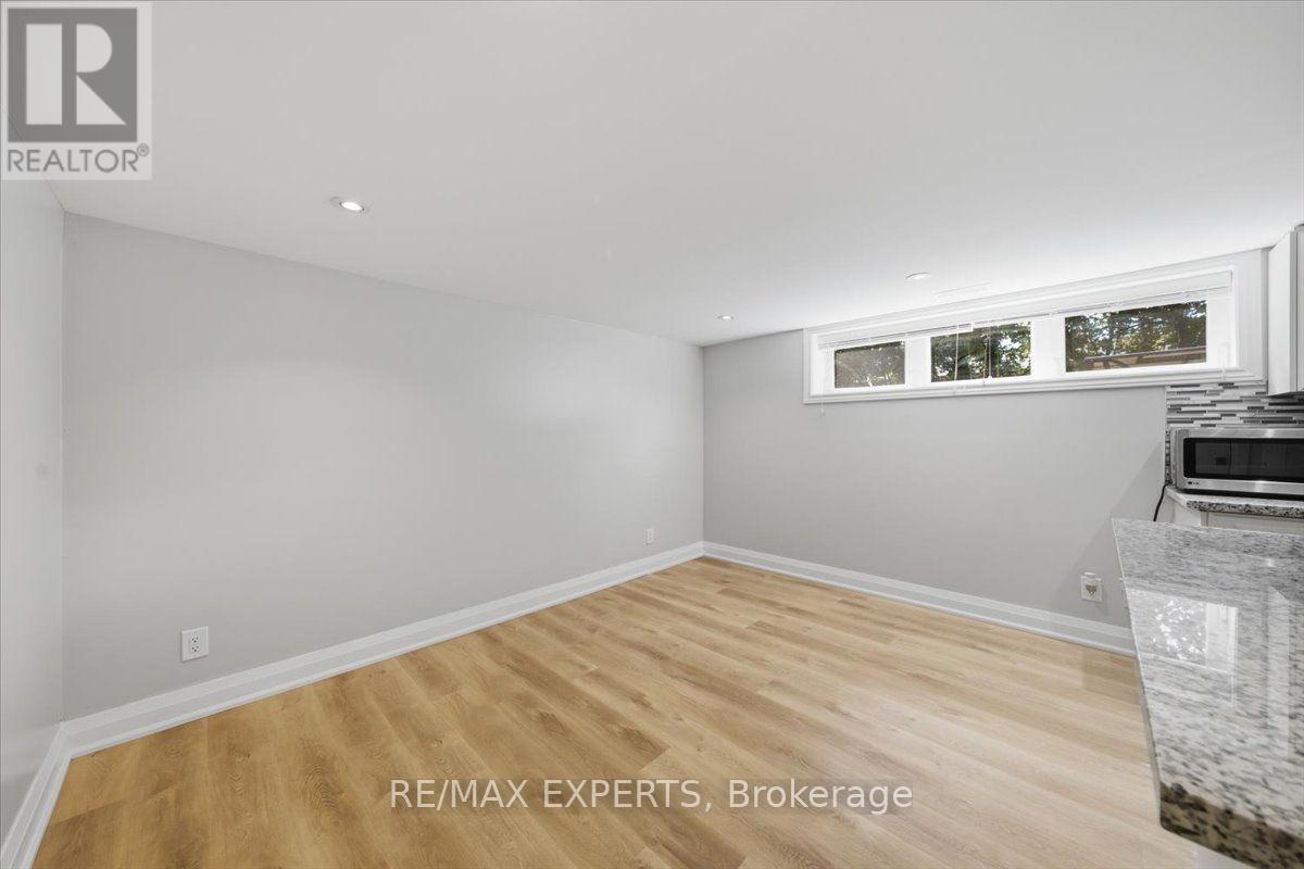 Lower - 51 Clifton Avenue, Toronto, Ontario  M3H 4K9 - Photo 15 - C13853264