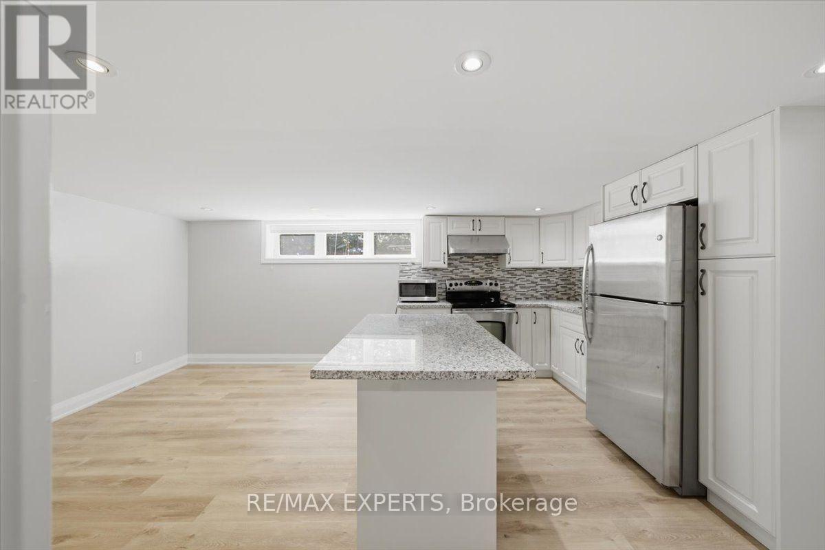 Lower - 51 Clifton Avenue, Toronto, Ontario  M3H 4K9 - Photo 8 - C13853264