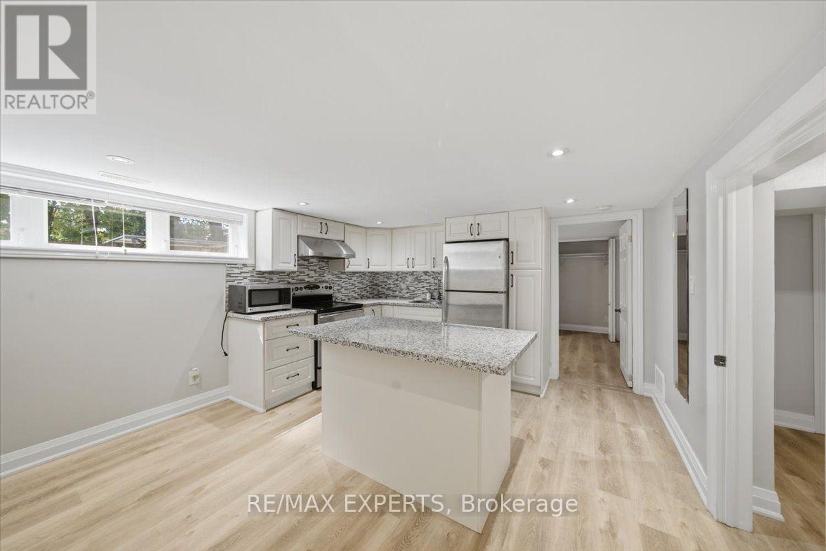 Lower - 51 Clifton Avenue, Toronto, Ontario  M3H 4K9 - Photo 9 - C13853264